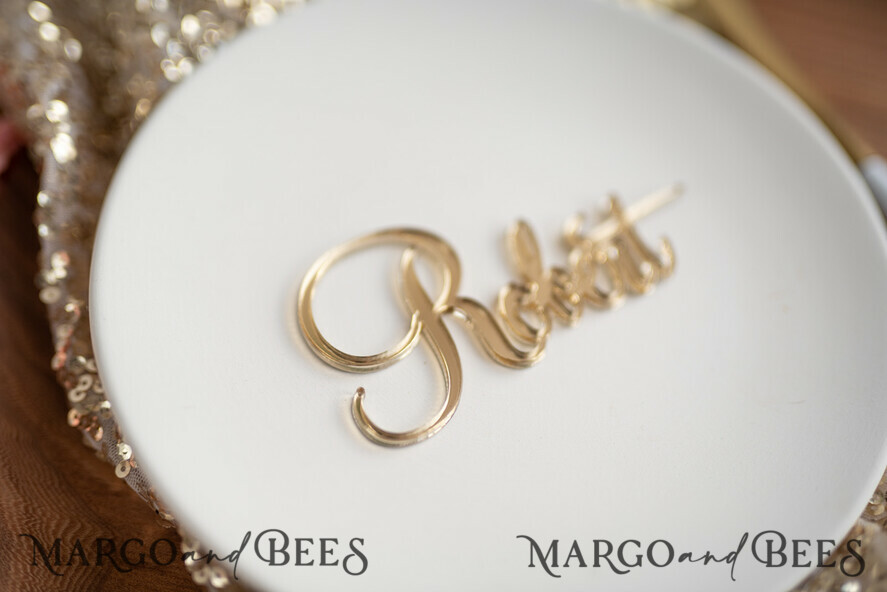 PLACE CARDS / TABLE CARDS Acrylic Gold Clear / Wood 3D Custom Elegant Gold Acrylic Place Card, Engraved Name Premium Luxury Seating Card, 3D Gold Acrylic Wedding Escort Cards, Luxury Gold Acryl Wedding Place Cards