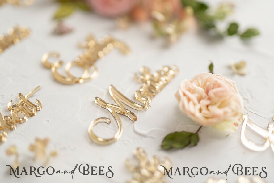 PLACE CARDS / TABLE CARDS Acrylic Gold Clear / Wood 3D Custom Elegant Gold Acrylic Place Card, Engraved Name Premium Luxury Seating Card, 3D Gold Acrylic Wedding Escort Cards, Luxury Gold Acryl Wedding Place Cards