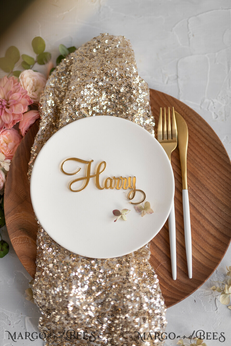 PLACE CARDS / TABLE CARDS Acrylic Gold Clear / Wood 3D Custom Elegant Gold Acrylic Place Card, Engraved Name Premium Luxury Seating Card, 3D Gold Acrylic Wedding Escort Cards, Luxury Gold Acryl Wedding Place Cards