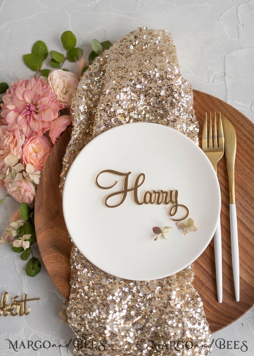PLACE CARDS / TABLE CARDS Acrylic Gold Clear / Wood 3D Custom Elegant Gold Acrylic Place Card, Engraved Name Premium Luxury Seating Card, 3D Gold Acrylic Wedding Escort Cards, Luxury Gold Acryl Wedding Place Cards