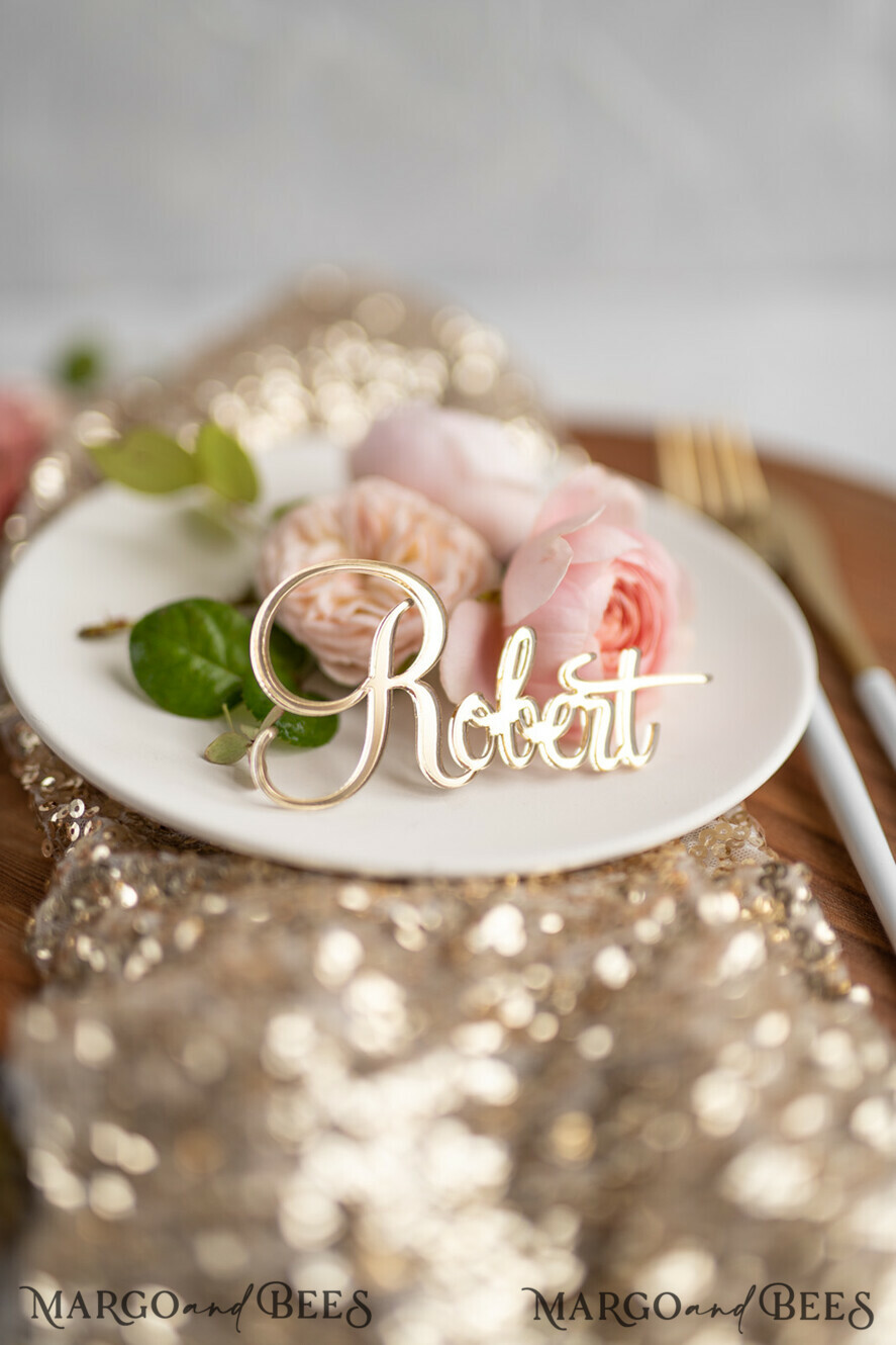 PLACE CARDS / TABLE CARDS Acrylic Gold Clear / Wood 3D Custom Elegant Gold Acrylic Place Card, Engraved Name Premium Luxury Seating Card, 3D Gold Acrylic Wedding Escort Cards, Luxury Gold Acryl Wedding Place Cards