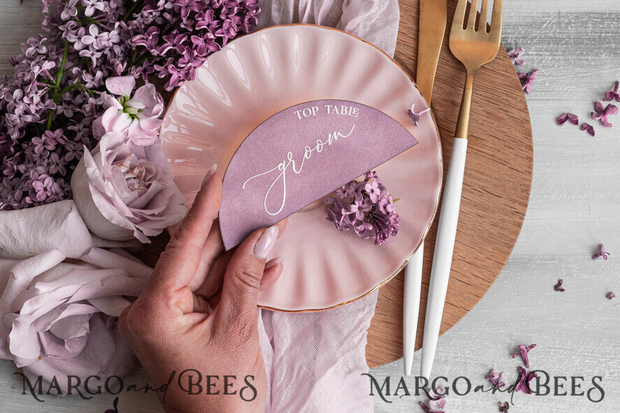 PLACE CARDS / TABLE CARDS Acrylic Gold Clear / Wood 3D Mauve Wedding Place Cards, Modern arch Velvet White Wording Place card without stand, Wedding seat mauve Cards, Velvet white Names Cards, Editable Text, MvS