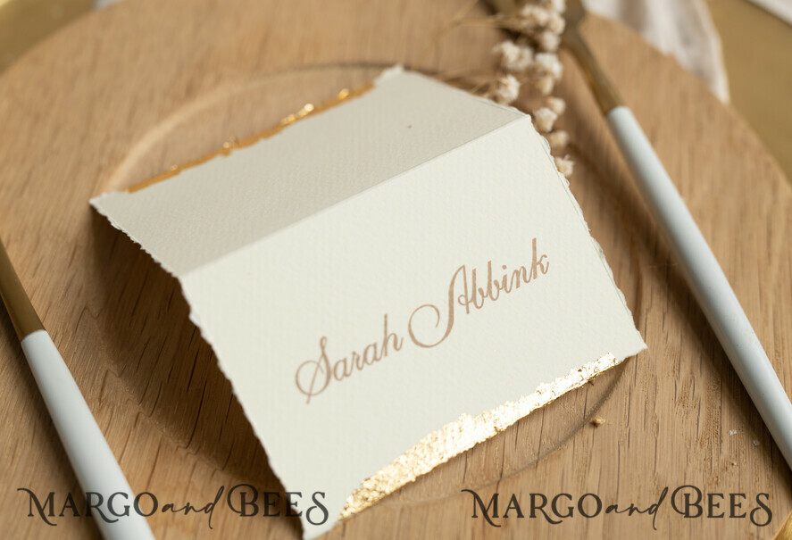 PLATZKARTEN / TISCHKARTEN
Luxus Premium Glitzer/ Gold/ Silber/ Roségold Romantische goldene Folien-Tischkarten für die Hochzeit, Elfenbeinfarbene Hochzeitseinladungen mit gezackten Kanten, Elegante Platzkarten, Personalisierte Hochzeitsdekoration