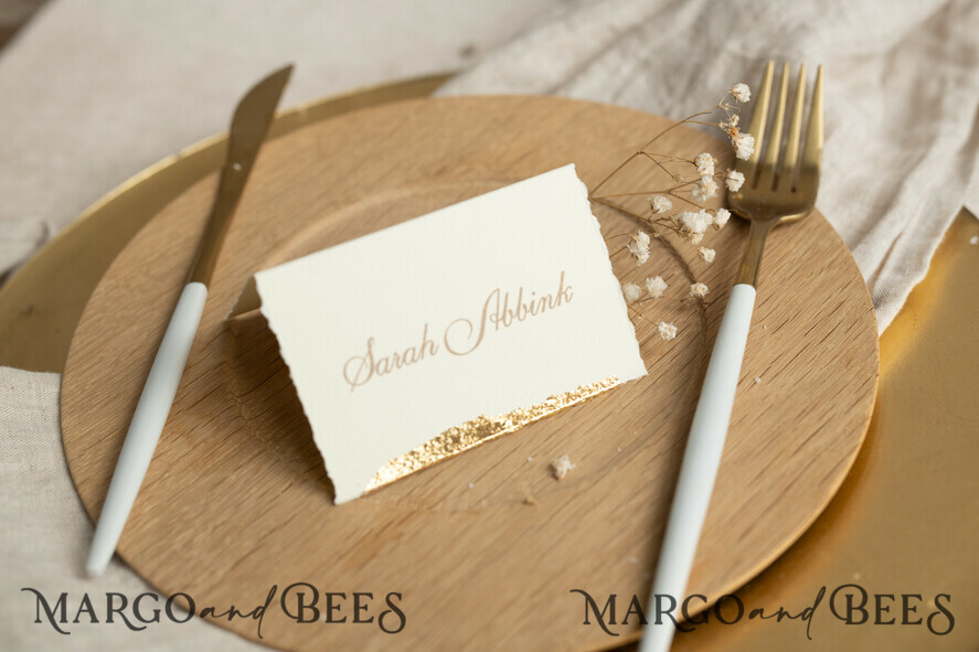 PLATZKARTEN / TISCHKARTEN
Luxus Premium Glitzer/ Gold/ Silber/ Roségold Romantische goldene Folien-Tischkarten für die Hochzeit, Elfenbeinfarbene Hochzeitseinladungen mit gezackten Kanten, Elegante Platzkarten, Personalisierte Hochzeitsdekoration