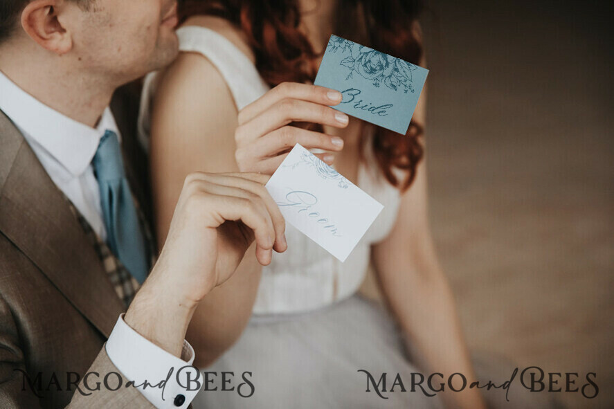 PLACE CARDS / TABLE CARDS Romantic Boho/ Botanical/ Floral Dusty Blue Wedding Place Cards Floral Graphic, Botanical Name Tags, Elegant Wedding Table Decor, Boho Place Cards, Delicate Name Tags For Your Wedding Tables