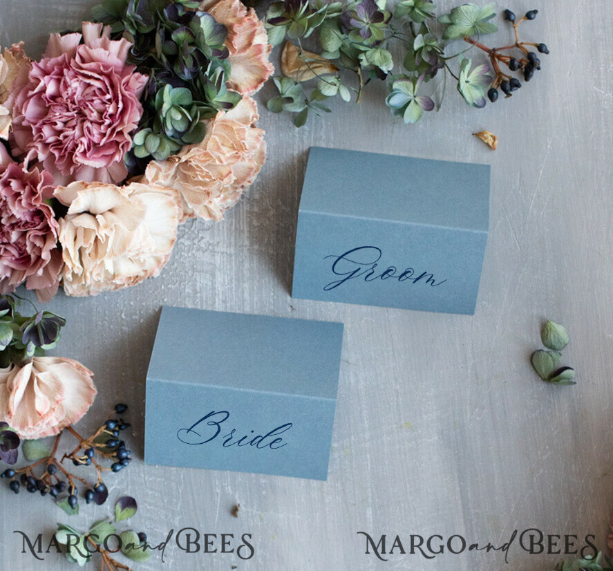 PLACE CARDS / TABLE CARDS Romantic Boho/ Botanical/ Floral Dusty Blue Place Card, Elegant Wedding Place Cards, Minimalistic Name Tags, Luxury Seating Table Decor, Boho Table Place Cards, Simple Aesthetic Name Cards