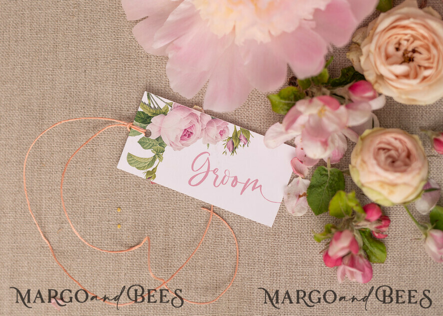 PLACE CARDS / TABLE CARDS Romantic Boho/ Botanical/ Floral White Floral Place Cards with Pink Twine, Boho Wedding Place Cards, Romantic Wedding Name Tags, Gorgeous Simple Botanical Wedding Name Tags, Elegant Place Cards