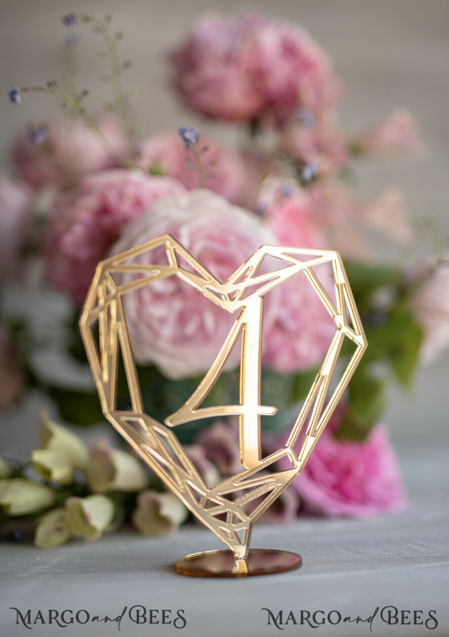 TABLE DECOR SIGNS Acrylic table decor Numbers Geometric heart Gold Acrylic Table Numbers, Golden Acrylic and gold Sign, Gold Plexi Table Numbers, Luxury Wedding Table Decor, Wedding Signage Golden mirror table numbers