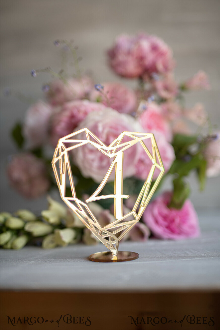 TABLE DECOR SIGNS Acrylic table decor Numbers Geometric heart Gold Acrylic Table Numbers, Golden Acrylic and gold Sign, Gold Plexi Table Numbers, Luxury Wedding Table Decor, Wedding Signage Golden mirror table numbers