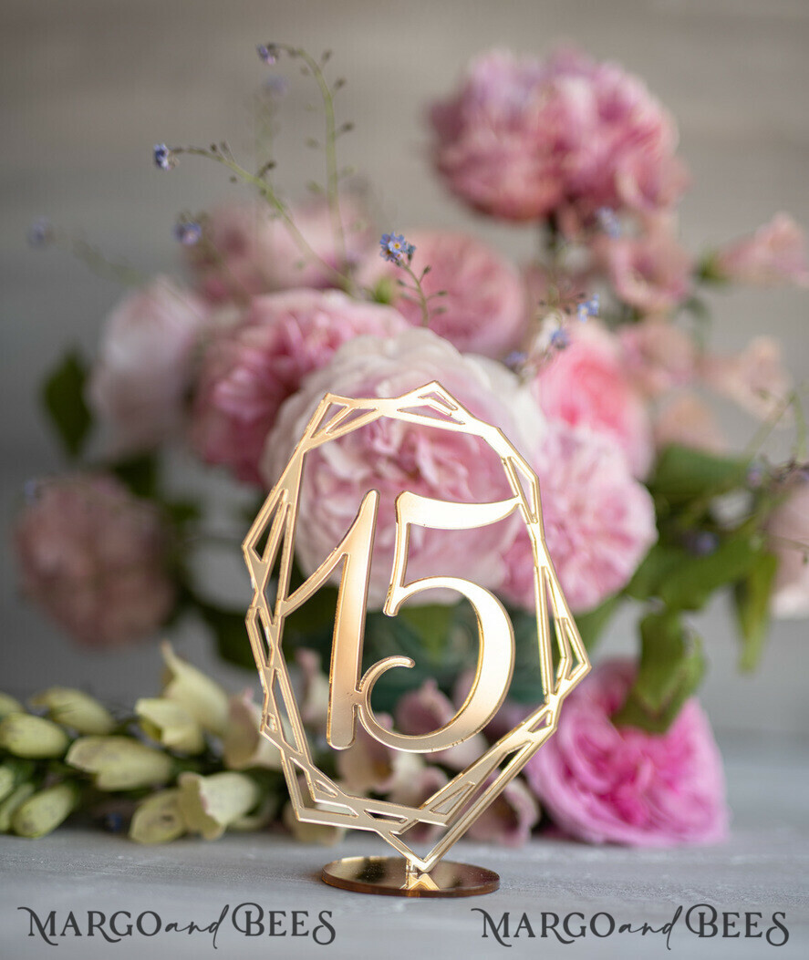TABLE DECOR SIGNS Acrylic table decor Numbers Acrylic Gold Table Numbers, Geometric Acrylic and gold Sign, Gold Plexi Table Numbers, Luxury Wedding Table Decor,3D Wedding Signage Golden mirror table numbers