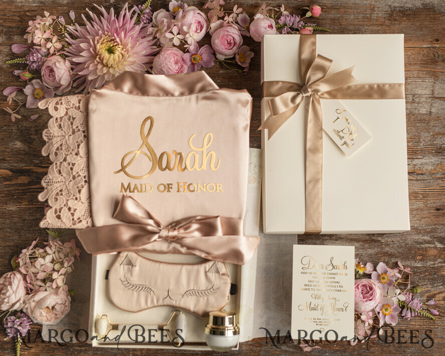 BRIDESMAID/BEST MAN BOX WILL YOU BE MY BRIDESMAID Bridesmaid Luxury Satin Robe, Maid og Honor Gift Box, Spa Day cosmetic wedding set