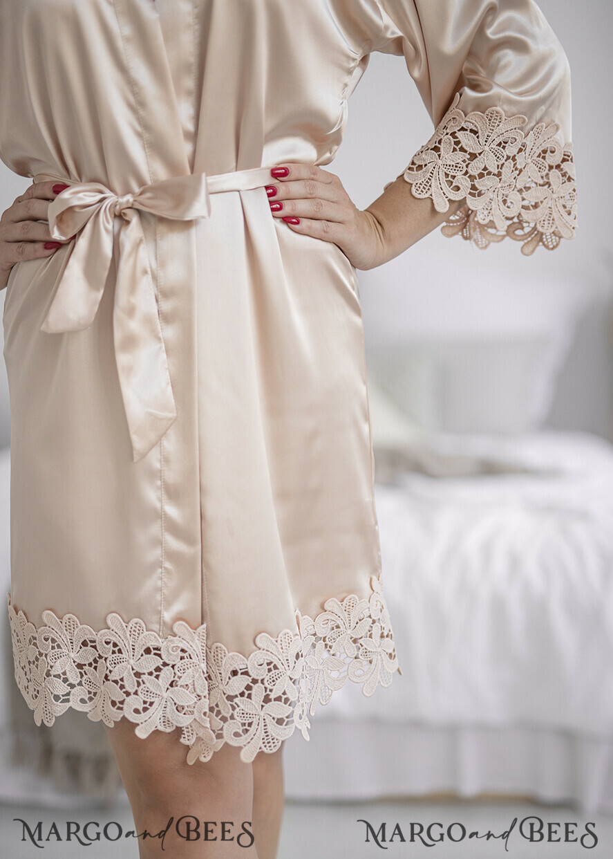 BRIDESMAID/BEST MAN BOX WILL YOU BE MY BRIDESMAID Bridesmaid Luxury Satin Robe, Maid og Honor Gift Box, Spa Day cosmetic wedding set