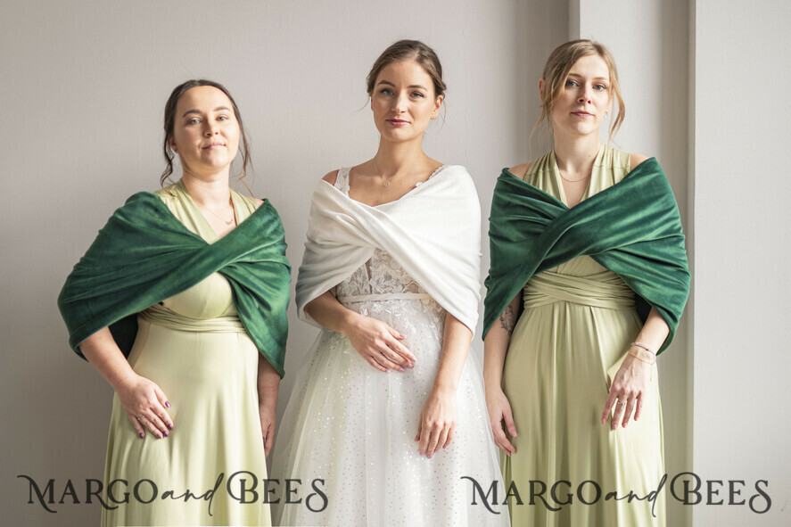 BRIDE bolero, robes, garter WEDDING BOLERO & SHRUGS emerald green velvet bolero with sleeves for bridesmaid, Wedding dress topper for maid of honour, cover for wedding dress, perfect white wedding bolero, velvet wedding bolero