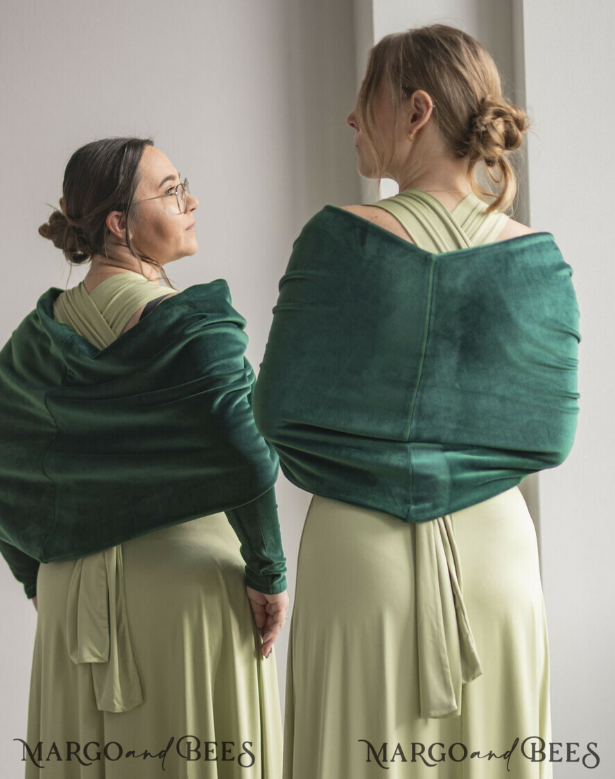 BRIDE bolero, robes, garter WEDDING BOLERO & SHRUGS emerald green velvet bolero with sleeves for bridesmaid, Wedding dress topper for maid of honour, cover for wedding dress, perfect white wedding bolero, velvet wedding bolero