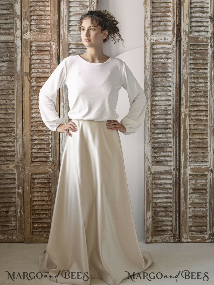 BRIDE bolero, robes, garter WEDDING BOLERO & SHRUGS Wedding Bolero Long Sleeve, Velvet Wrap Bridal Bolero – Soft Long Sleeve Wedding Cover-Up with Back Bow