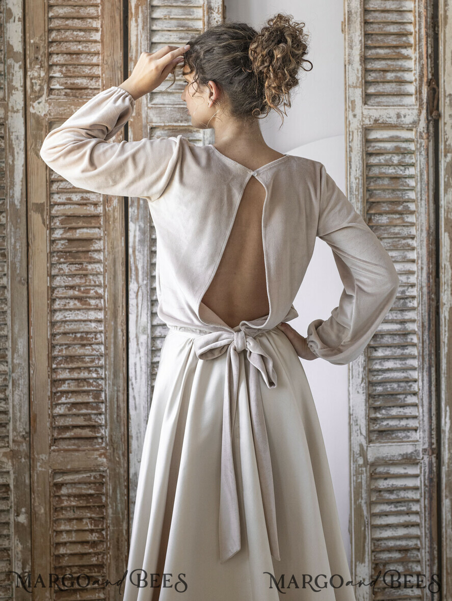 BRIDE bolero, robes, garter WEDDING BOLERO & SHRUGS Gold Sequin Wedding Bolero – Glamorous Long Sleeve Topper for Brides, Perfect for Autumn Weddings, New Year’s Eve Parties & Quinceañera Celebrations