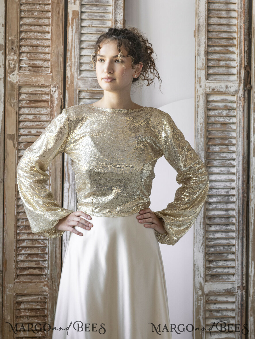 BRIDE bolero, robes, garter WEDDING BOLERO & SHRUGS Gold Sequin Wedding Bolero – Glamorous Long Sleeve Topper for Brides, Perfect for Autumn Weddings, New Year’s Eve Parties & Quinceañera Celebrations