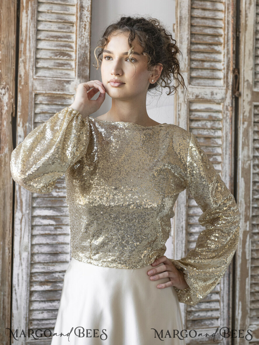 BRIDE bolero, robes, garter WEDDING BOLERO & SHRUGS Gold Sequin Wedding Bolero – Glamorous Long Sleeve Topper for Brides, Perfect for Autumn Weddings, New Year’s Eve Parties & Quinceañera Celebrations
