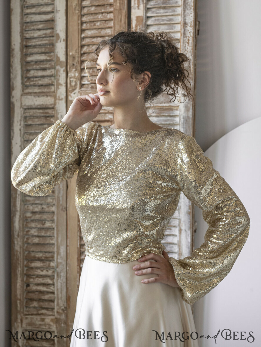 BRIDE bolero, robes, garter WEDDING BOLERO & SHRUGS Gold Sequin Wedding Bolero – Glamorous Long Sleeve Topper for Brides, Perfect for Autumn Weddings, New Year’s Eve Parties & Quinceañera Celebrations