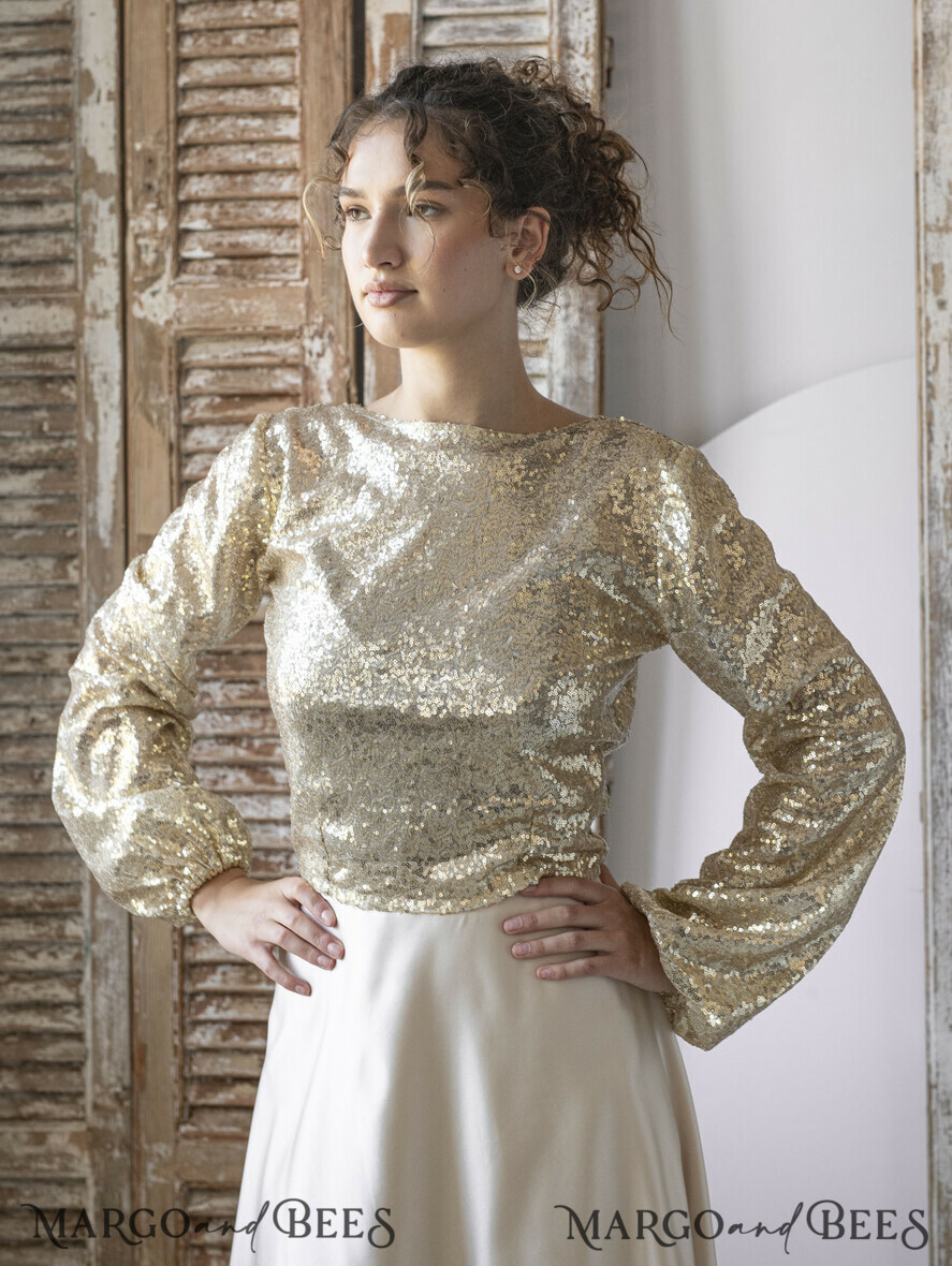 BRIDE bolero, robes, garter WEDDING BOLERO & SHRUGS Gold Sequin Wedding Bolero – Glamorous Long Sleeve Topper for Brides, Perfect for Autumn Weddings, New Year’s Eve Parties & Quinceañera Celebrations