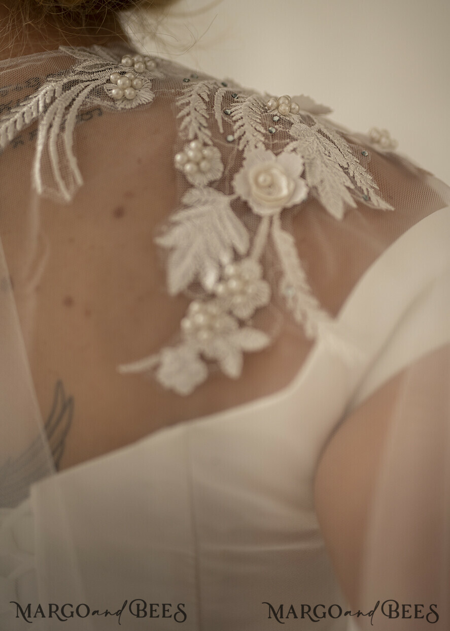 BRIDE bolero, robes, garter WEDDING BOLERO & SHRUGS blouse or bolero, perfect white wedding bolero, vintage wedding cover with decorative lace, wedding poncho