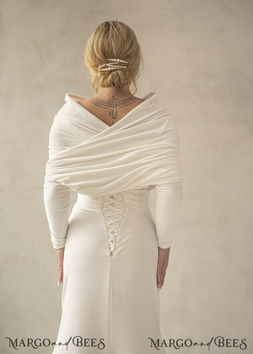 WEDDING JACKET/ BOLERO WEDDING BOLERO & SHRUGS bolero or jacket for Bride, classy wedding bolero, warm white etola