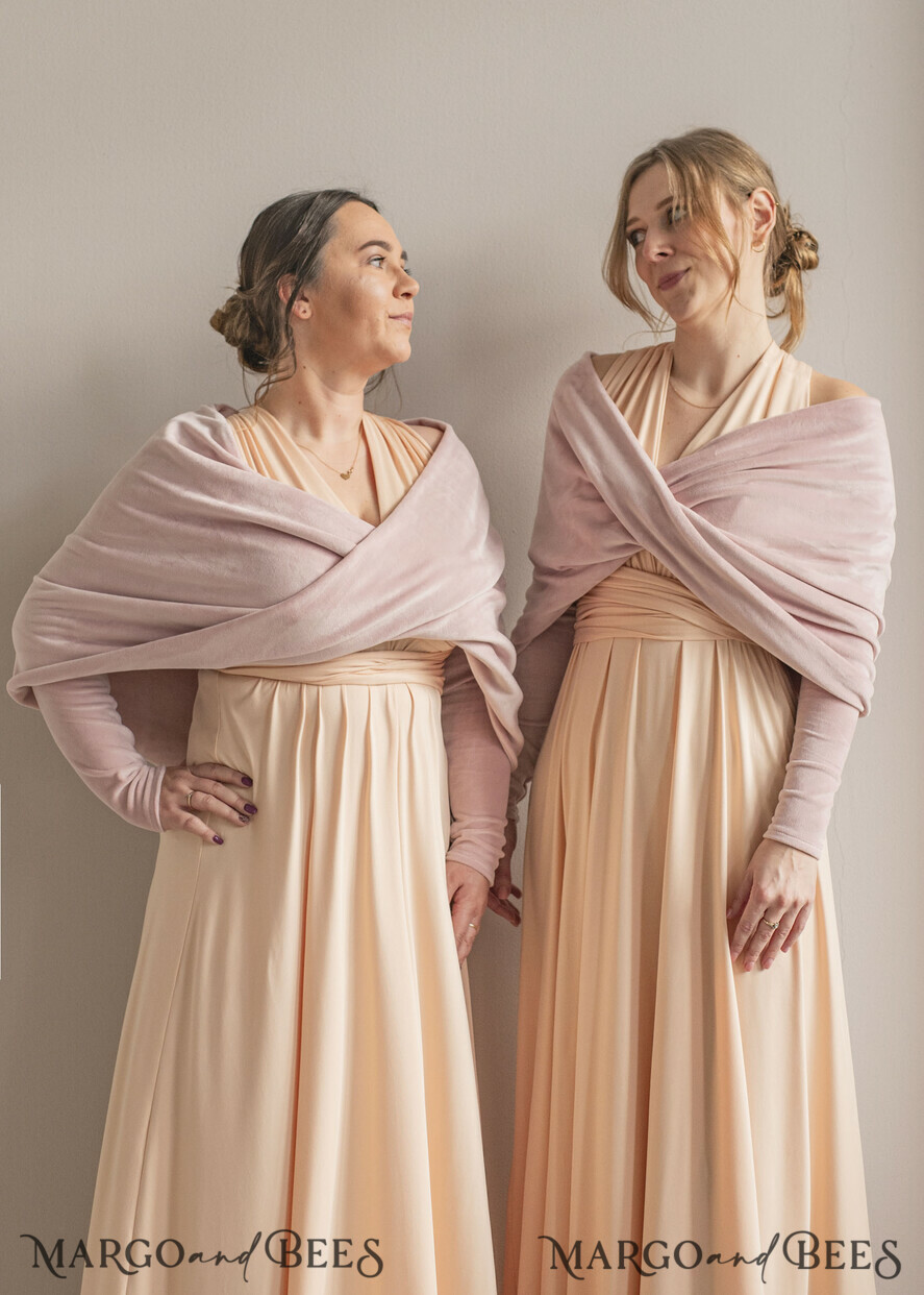 BRIDE bolero, robes, garter WEDDING BOLERO & SHRUGS blush Pink velvet bolero with sleeves for bridesmaid, Wedding dress topper for maid of honour, cover for wedding dress, perfect white wedding bolero, velvet wedding bolero