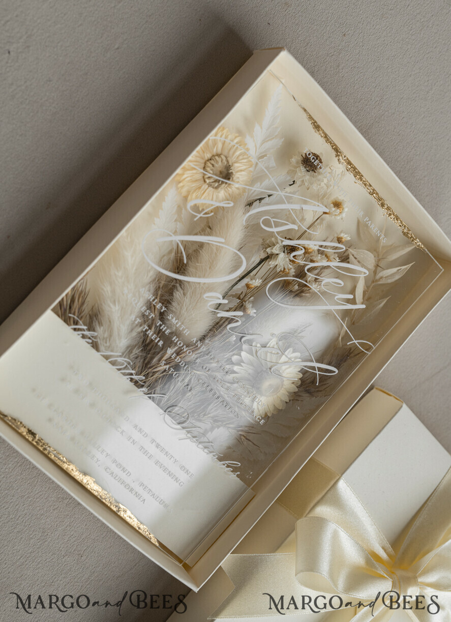 WEDDING INVITATIONS Invitations for VIP/ boxed Invites for Parents Natural Dried Flowers Wedding Invitations in velvet box, Plexi Glamour Boxed Wedding Invitation Suite Luxury, Romantic Velvet Wedding Cards, Bespoke Golden Invites