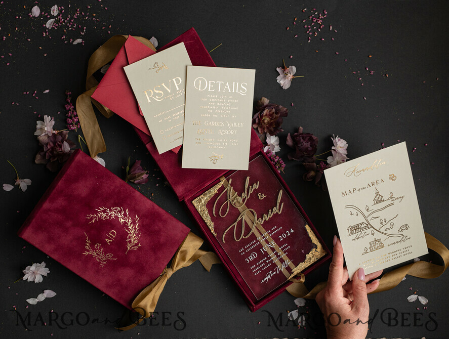 WEDDING INVITATIONS Invitations for VIP/ boxed Invites for Parents Burgundy Boxed Wedding Invitation set ,3D Golden Plexi Wedding Invitation Suite Luxury Box, Elegant Boho Velvet Wedding Cards, Bespoke Golden Invites