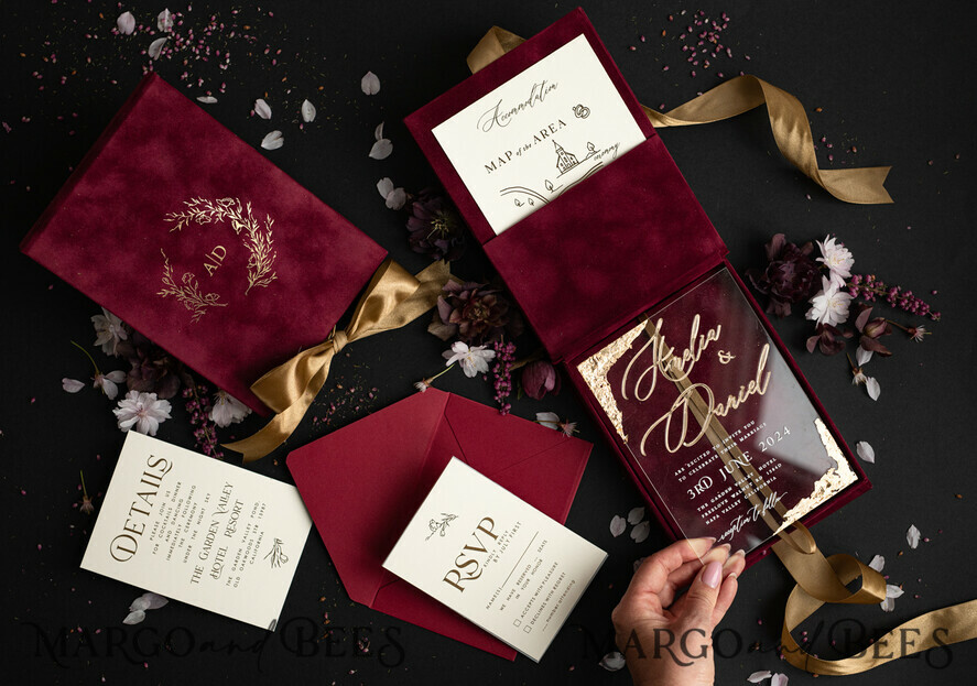 WEDDING INVITATIONS Invitations for VIP/ boxed Invites for Parents Burgundy Boxed Wedding Invitation set ,3D Golden Plexi Wedding Invitation Suite Luxury Box, Elegant Boho Velvet Wedding Cards, Bespoke Golden Invites