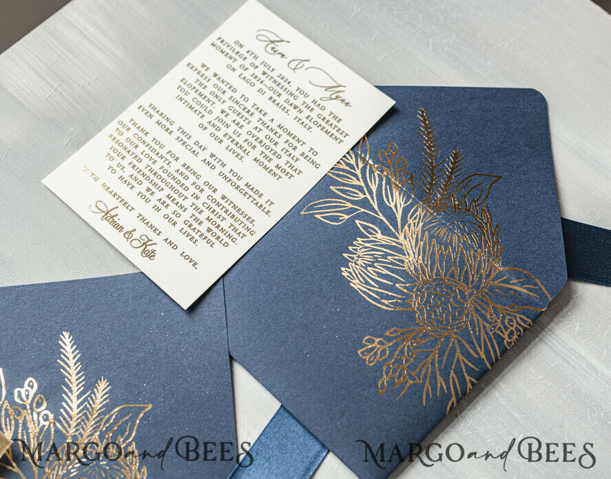WEDDING INVITATIONS Invitations for VIP/ boxed Invites for Parents Vip Navy Blue Gold Foil Wedding Invitations in velvet box, Plexi Glamour Wedding Invitation Suite Luxury Box, Romantic Velvet Wedding Cards, Bespoke Golden Invites