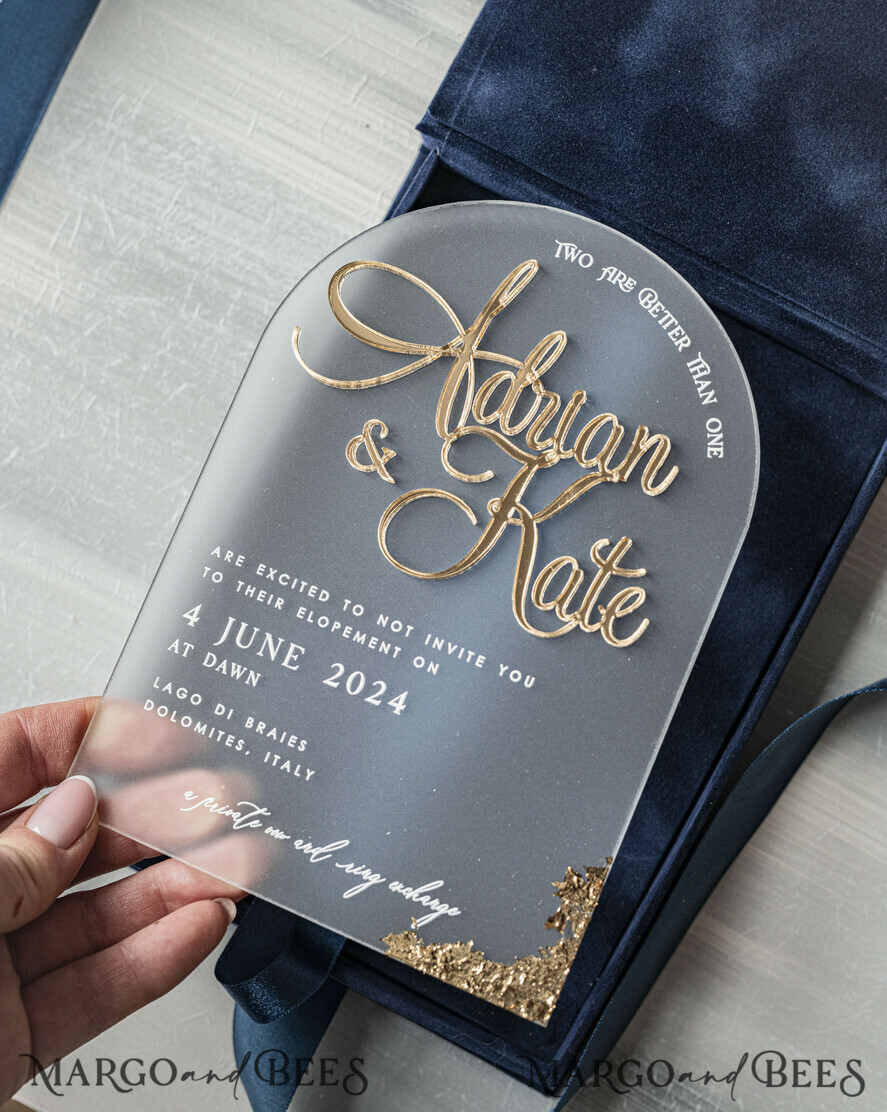 WEDDING INVITATIONS Invitations for VIP/ boxed Invites for Parents Vip Navy Blue Gold Foil Wedding Invitations in velvet box, Plexi Glamour Wedding Invitation Suite Luxury Box, Romantic Velvet Wedding Cards, Bespoke Golden Invites