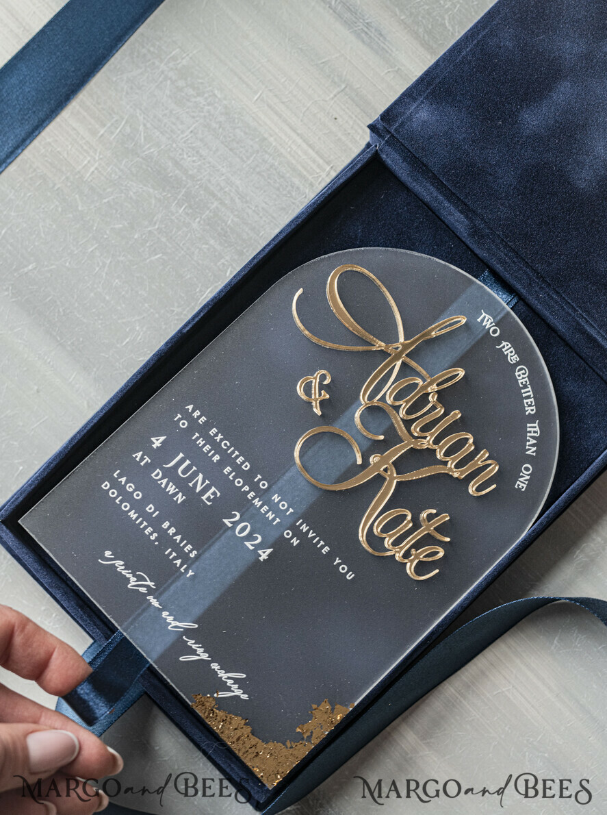 WEDDING INVITATIONS Invitations for VIP/ boxed Invites for Parents Vip Navy Blue Gold Foil Wedding Invitations in velvet box, Plexi Glamour Wedding Invitation Suite Luxury Box, Romantic Velvet Wedding Cards, Bespoke Golden Invites