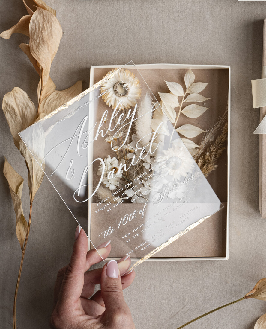 WEDDING INVITATIONS Invitations for VIP/ boxed Invites for Parents Natural Dried Flowers Wedding Invitations in velvet box, Plexi Glamour Boxed Wedding Invitation Suite Luxury, Romantic Velvet Wedding Cards, Bespoke Golden Invites