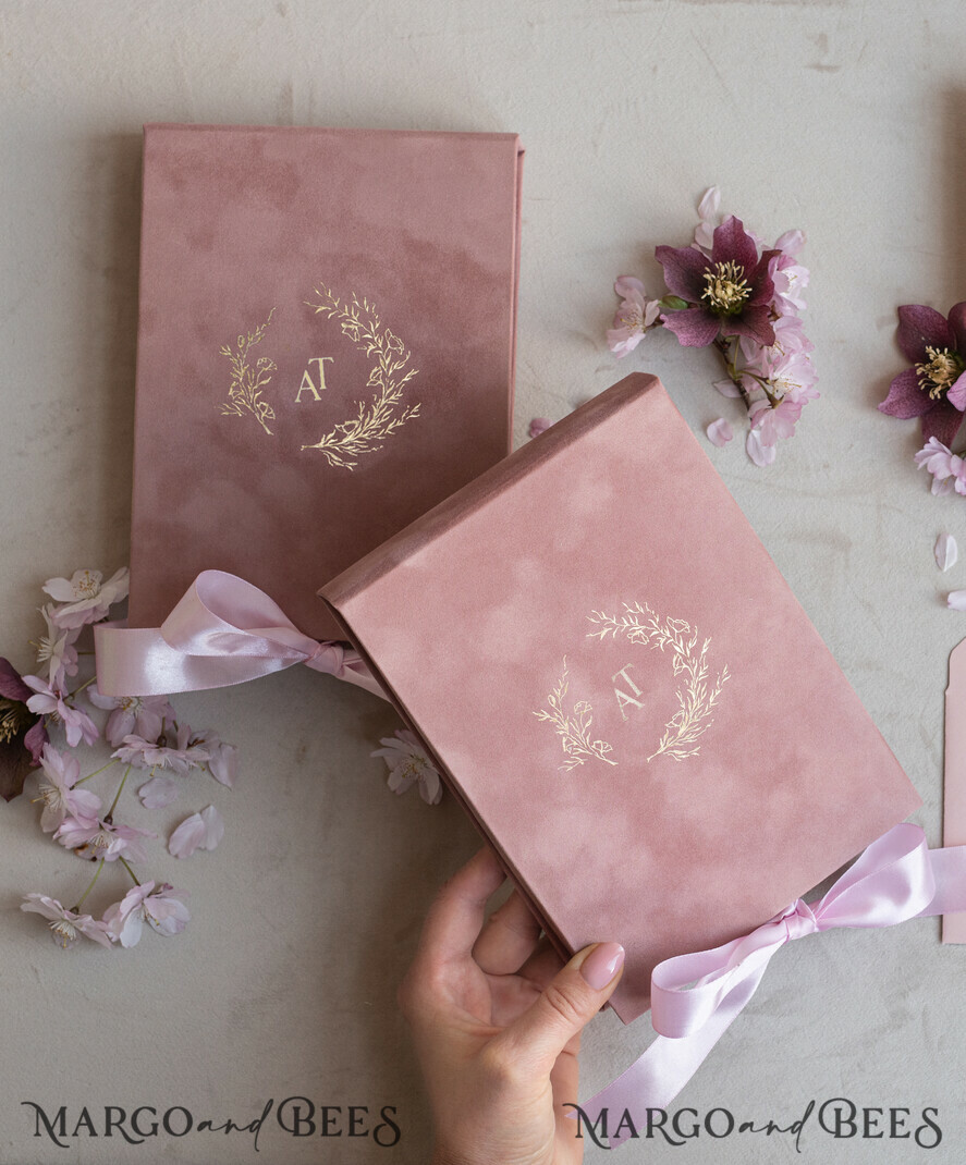 WEDDING INVITATIONS Invitations for VIP/ boxed Invites for Parents Acrylic Wedding Invitations in velvet box, Frozen Plexi Glamour Wedding Invitation Suite Luxury Box, Elegant Velvet Wedding Cards, Bespoke Golden Invites