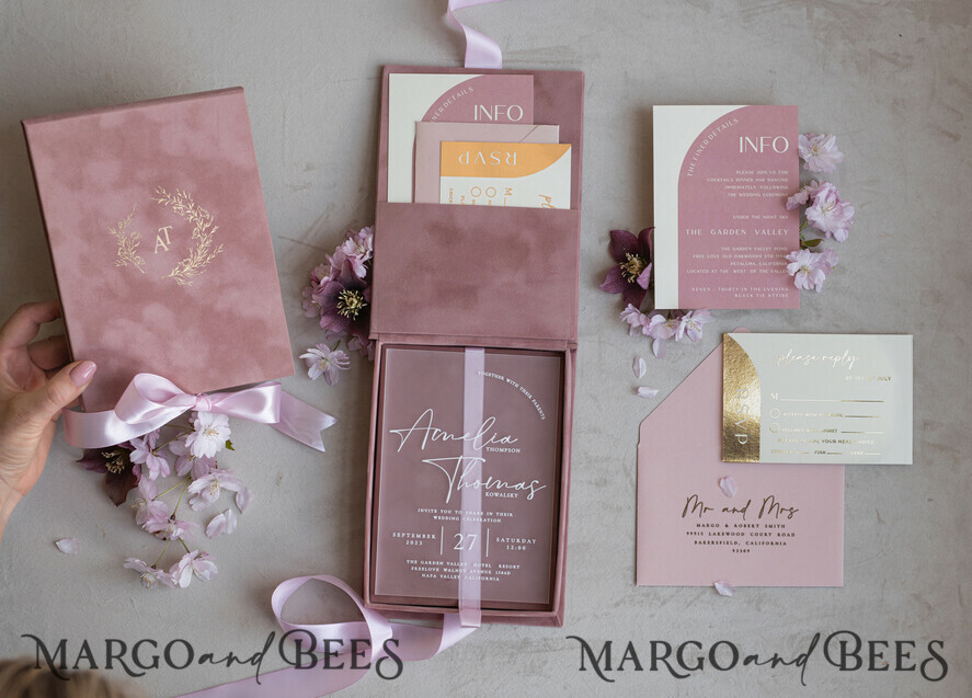 WEDDING INVITATIONS Invitations for VIP/ boxed Invites for Parents Acrylic Wedding Invitations in velvet box, Frozen Plexi Glamour Wedding Invitation Suite Luxury Box, Elegant Velvet Wedding Cards, Bespoke Golden Invites