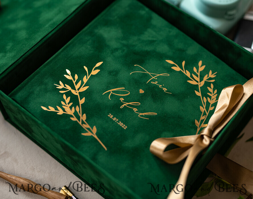 WEDDING GUEST BOOKS Velvet Instax Guestbook Boho green Pink Instax velvet Wedding GuestBook Gold, Velvet photo box Instant Wedding Guest Book, Polaroid velvet Guestbook Pink photo box Golden wedding