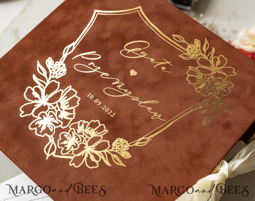 WEDDING GUEST BOOKS Velvet Instax Guestbook terracotta Gold Presonalised Wedding Guest Book, Velvet Memory Photo Fall Wedding , Luxury Wedding Guest Book, Polaroid velvet Guest book
