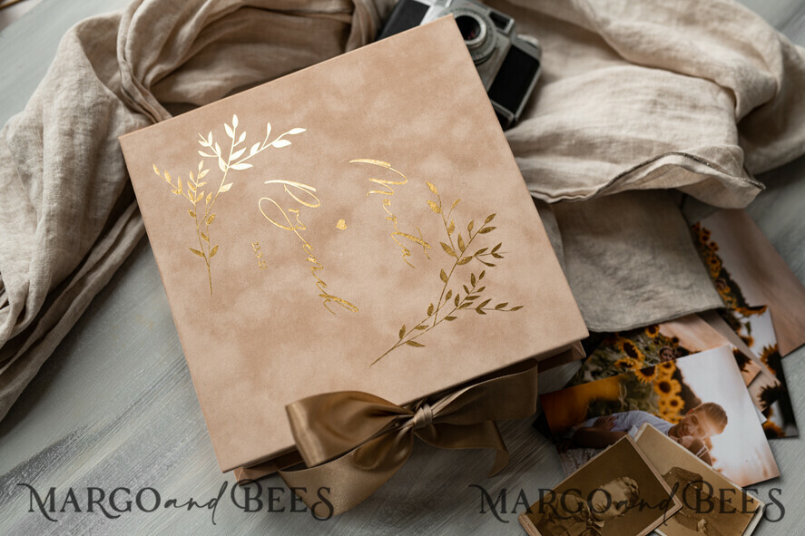 HOCHZEITS-GÄSTEBÜCHER Box mit Urlaub nicht für das Brautpaar gold beige tan Alternative Gästebuch Hochzeits Mad Lib Blätter in Samtbox Hochzeitsrat Mad Lib Box Instax Hinterlasse eine Notiz für Braut und Bräutigam Personalisierte Box