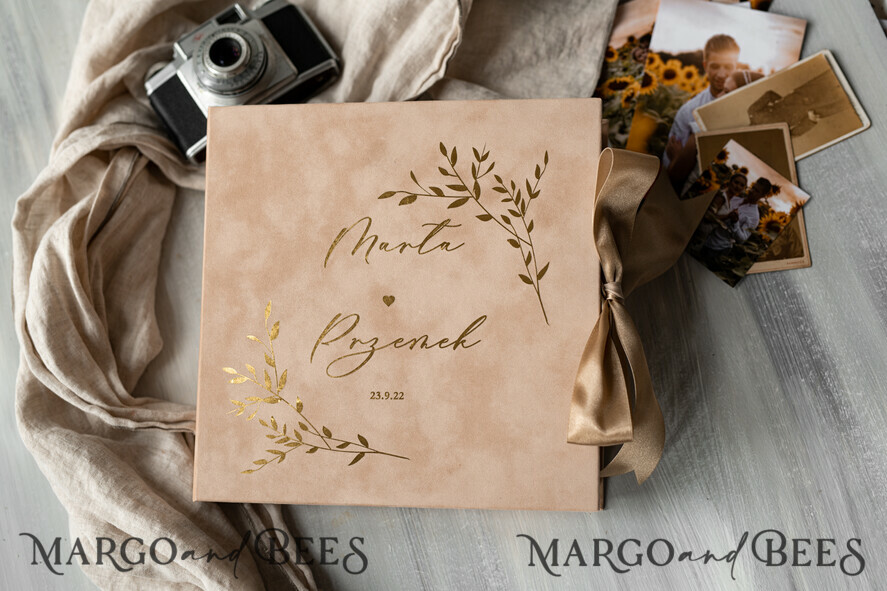 HOCHZEITS-GÄSTEBÜCHER Box mit Urlaub nicht für das Brautpaar gold beige tan Alternative Gästebuch Hochzeits Mad Lib Blätter in Samtbox Hochzeitsrat Mad Lib Box Instax Hinterlasse eine Notiz für Braut und Bräutigam Personalisierte Box