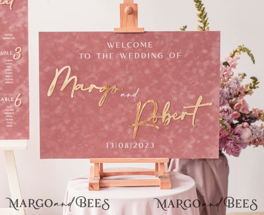 TABLE PLANS AND WEDDING WELCOME SIGNS plexi gold / velvet Luxury Velvet blush pink Wedding Welcome Sign, Golden Wedding Decor, Personalised Wedding Sign, Wedding Gift, Welcome Wedding Board BpPXSet