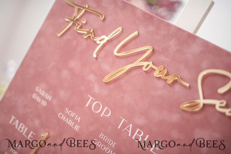 TABLE PLANS AND WEDDING WELCOME SIGNS plexi gold / velvet blush pink velvet and Gold Modern velvet Seating Chart, 3d Elegant Find Your Seat - Seating Plan , Luxury Wedding Table Plan, Wedding Decoration with golden letters - Golden Reception Signage - Custom Ceremony Sign