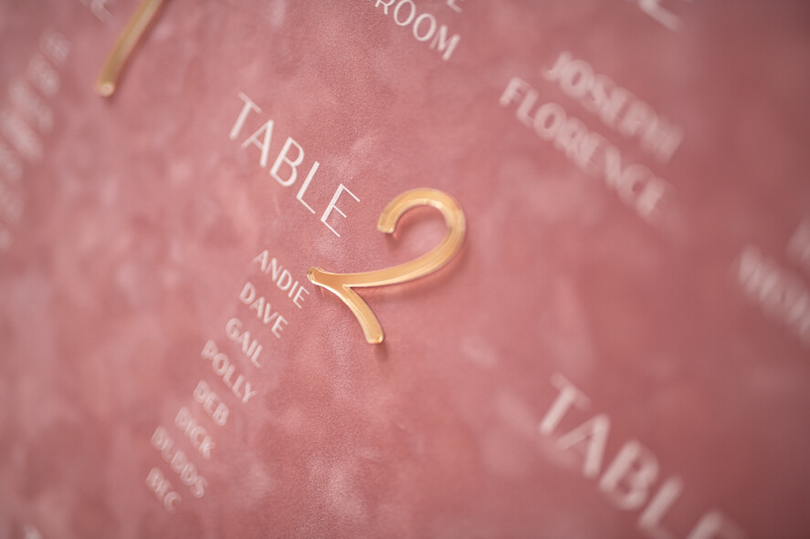 TABLE PLANS AND WEDDING WELCOME SIGNS plexi gold / velvet blush pink velvet and Gold Modern velvet Seating Chart, 3d Elegant Find Your Seat - Seating Plan , Luxury Wedding Table Plan, Wedding Decoration with golden letters - Golden Reception Signage - Custom Ceremony Sign