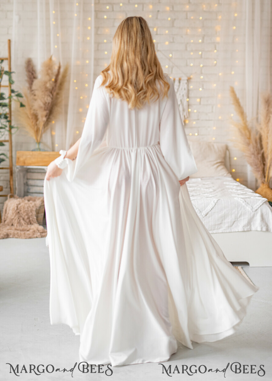 BRIDE bolero, robes, garter Bridal Robes Long Bridal robe for wedding with wide open sleeves, Silk Bride robe Long white robe Satin silk boudoir robe Dressing gown Bridesmaid gift