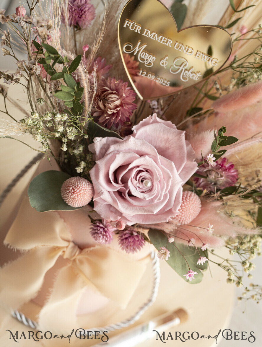 NEWLY WEDS COUPLE GIFTS Geldgeschenk zur Hochzeit Geschenkschachtel für Geld Geldgeschenk zur Hochzeit mit Strauß aus Trockenblumen personalisiert
