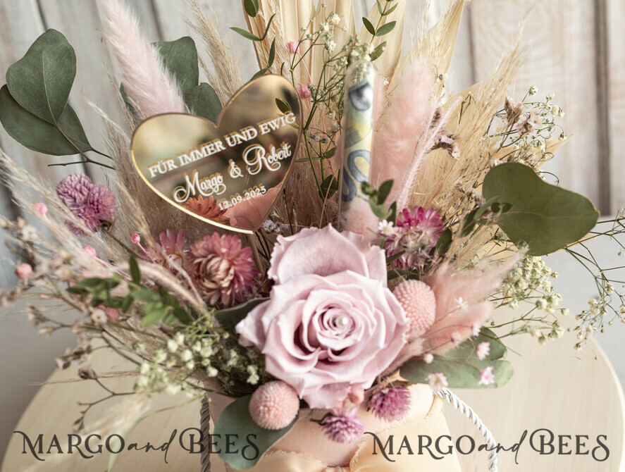 NEWLY WEDS COUPLE GIFTS Geldgeschenk zur Hochzeit Geschenkschachtel für Geld Geldgeschenk zur Hochzeit mit Strauß aus Trockenblumen personalisiert