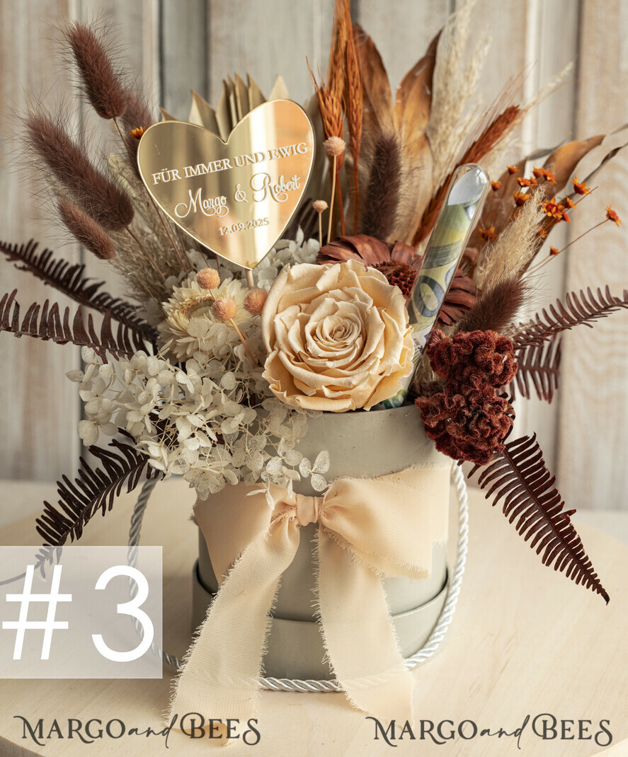 NEWLY WEDS COUPLE GIFTS Geldgeschenk zur Hochzeit Geschenkschachtel für Geld Geldgeschenk zur Hochzeit mit Strauß aus Trockenblumen personalisiert
