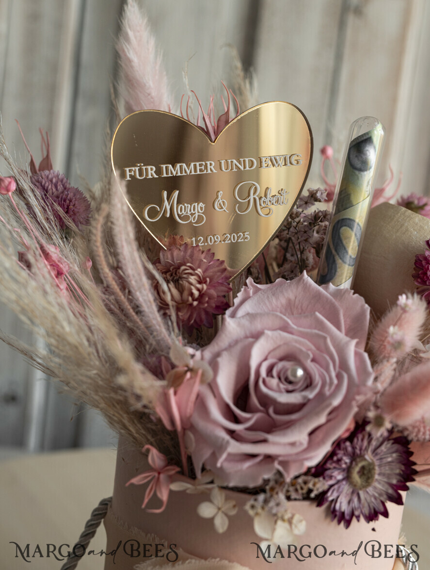 NEWLY WEDS COUPLE GIFTS Geldgeschenk zur Hochzeit Geschenkschachtel für Geld Geldgeschenk zur Hochzeit mit Strauß aus Trockenblumen personalisiert