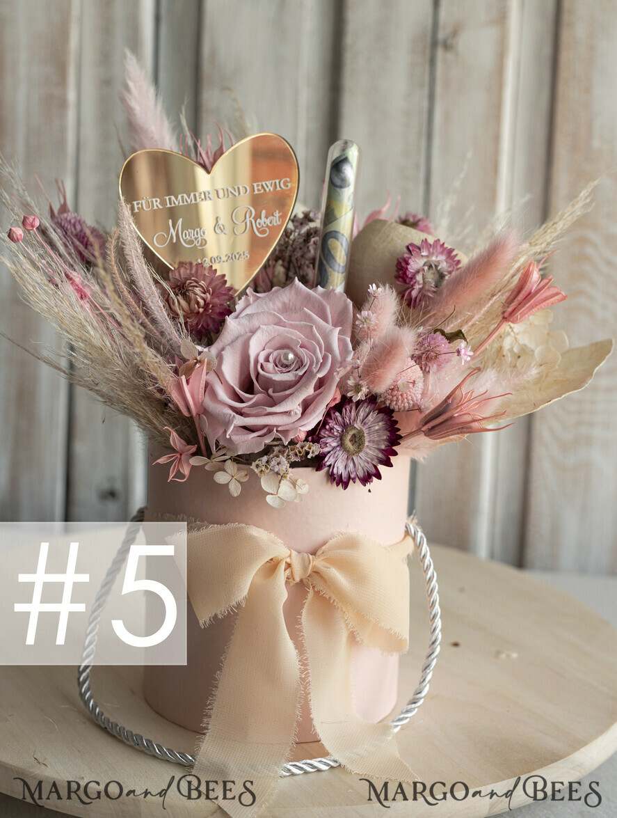 NEWLY WEDS COUPLE GIFTS Geldgeschenk zur Hochzeit Geschenkschachtel für Geld Geldgeschenk zur Hochzeit mit Strauß aus Trockenblumen personalisiert