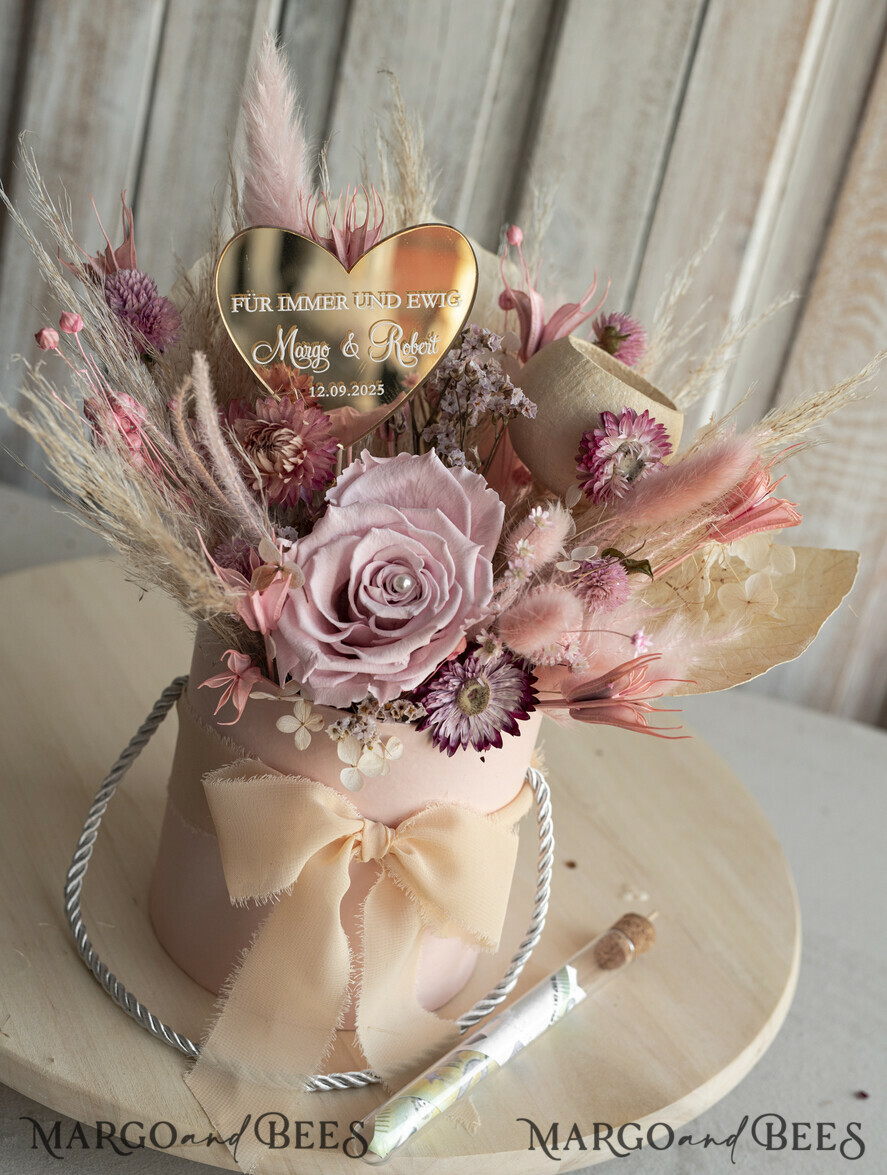 NEWLY WEDS COUPLE GIFTS Geldgeschenk zur Hochzeit Geschenkschachtel für Geld Geldgeschenk zur Hochzeit mit Strauß aus Trockenblumen personalisiert